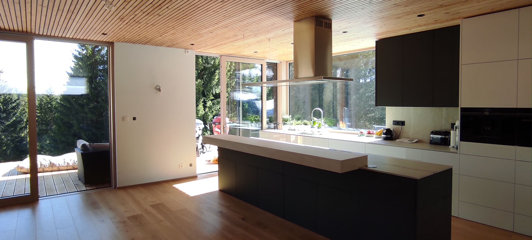 Vaše predstavy realizujeme na mieru.